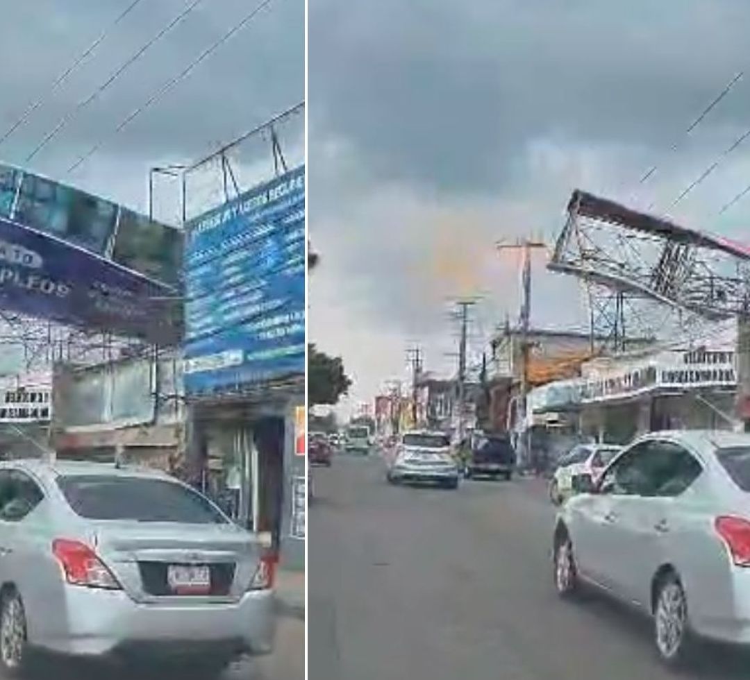 Video de Caída de Espectacular en Ecatepec: Momento Exacto del Incidente en Avenida Central