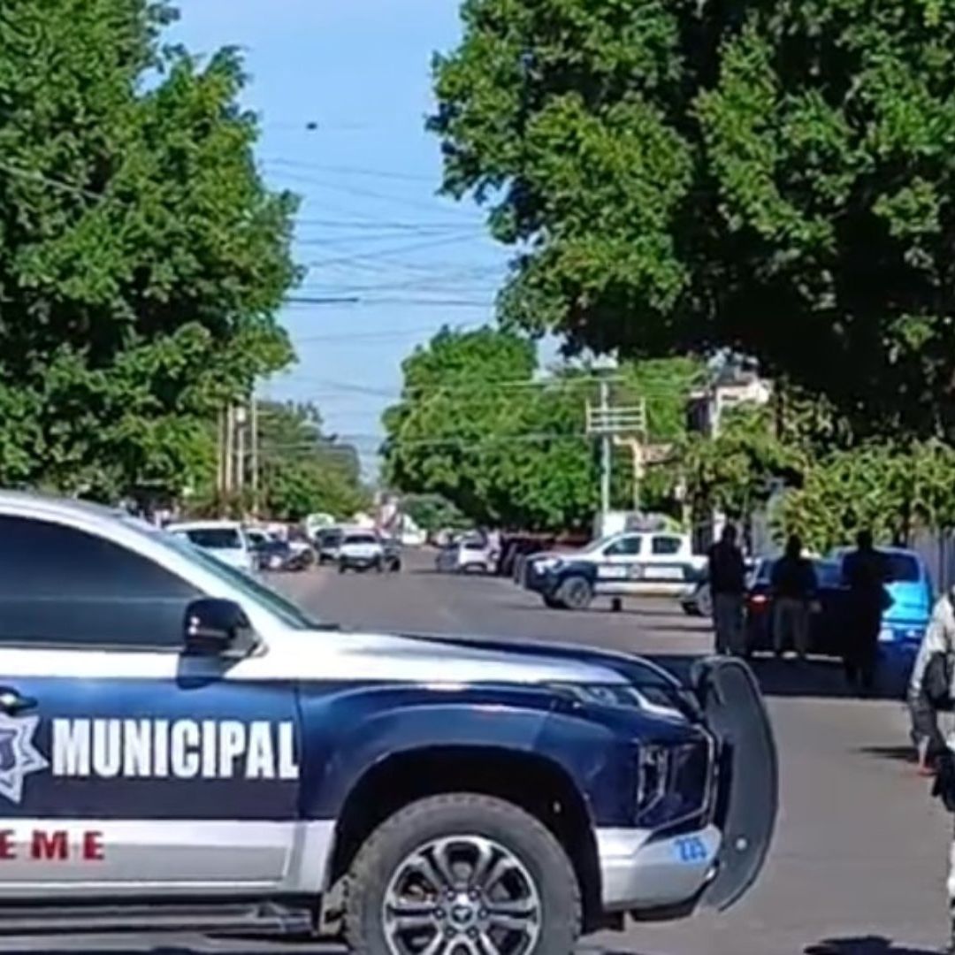 Mujer Muere al Quedar en Medio de Balacera entre Criminales en Sonora; Iba a su Trabajo
