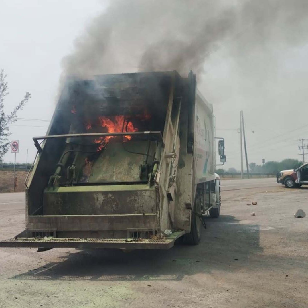 Se Incendia Camión Recolector de Basura en González, Tamaulipas
