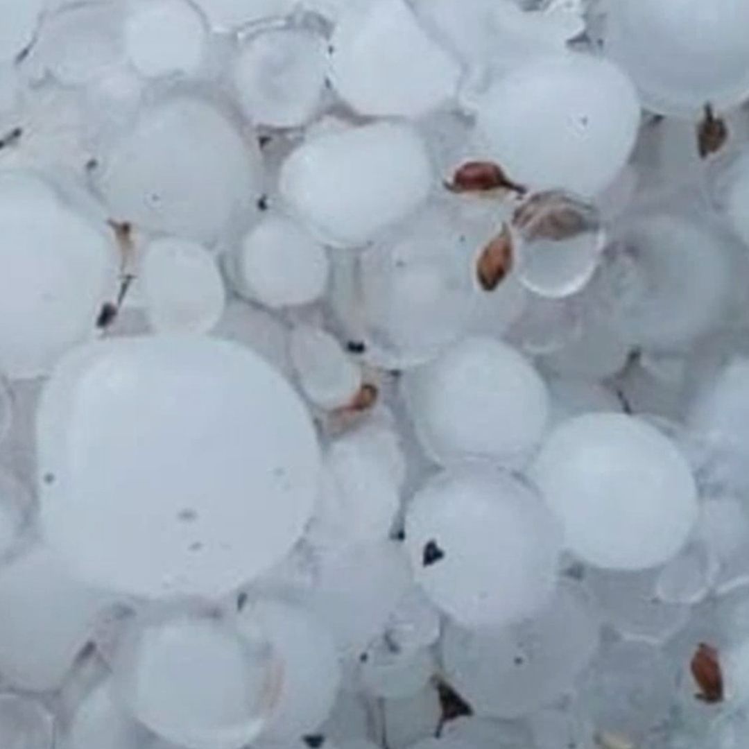 Cae Fuerte Lluvia y Granizo en la Sierra de Zongolica en Veracruz