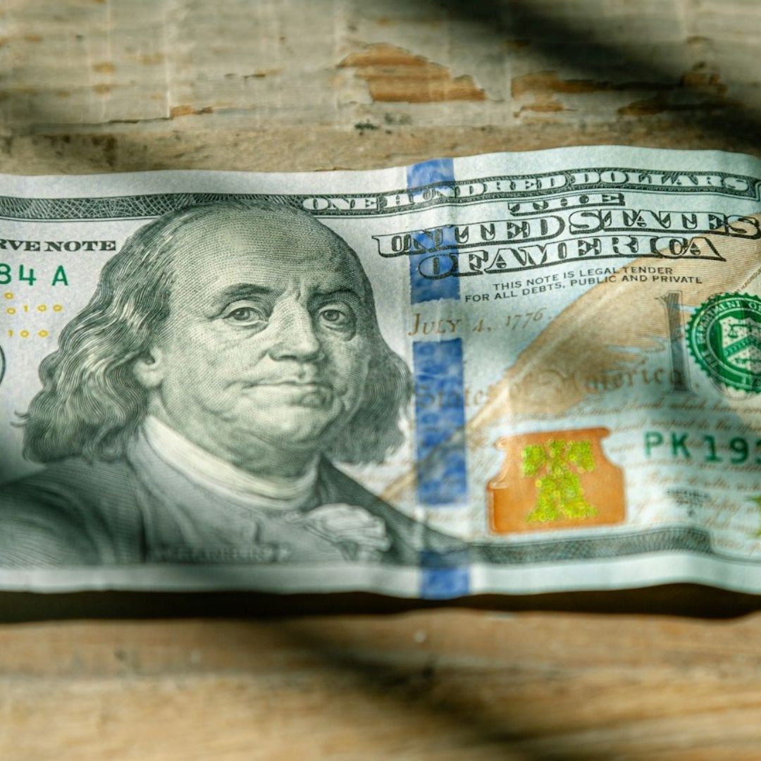 Precio del Dólar Hoy JUEVES 5 de Junio de 2025: Así Está el Tipo de Cambio con el Peso