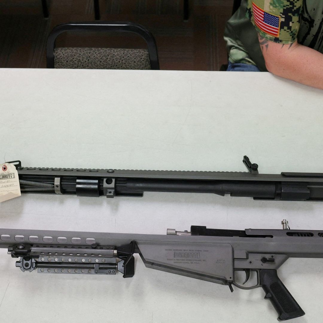 Armas decomisadas que habrían caído en manos de cárteles de México