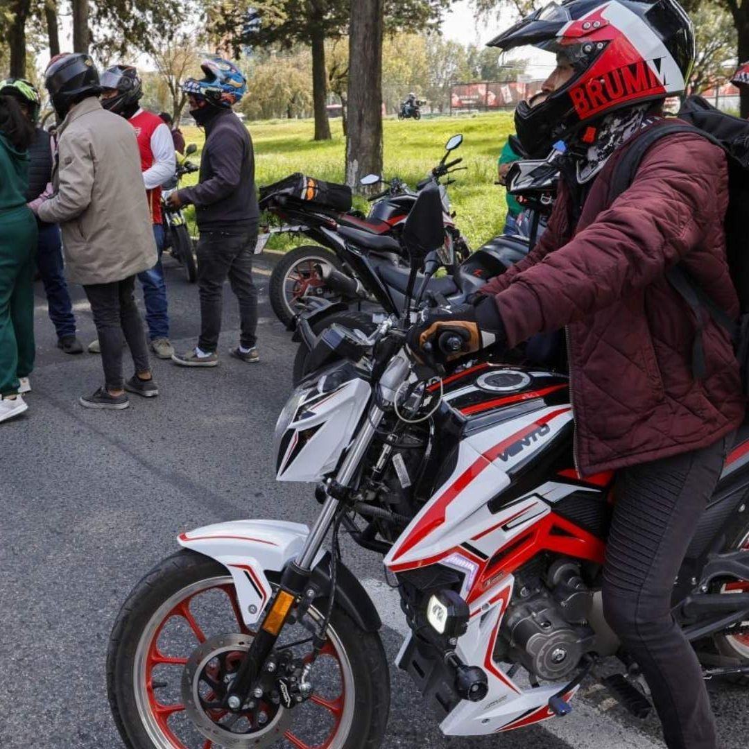 Detienen a tres policías por su presunta relación con delitos de extorsión y secuestro exprés