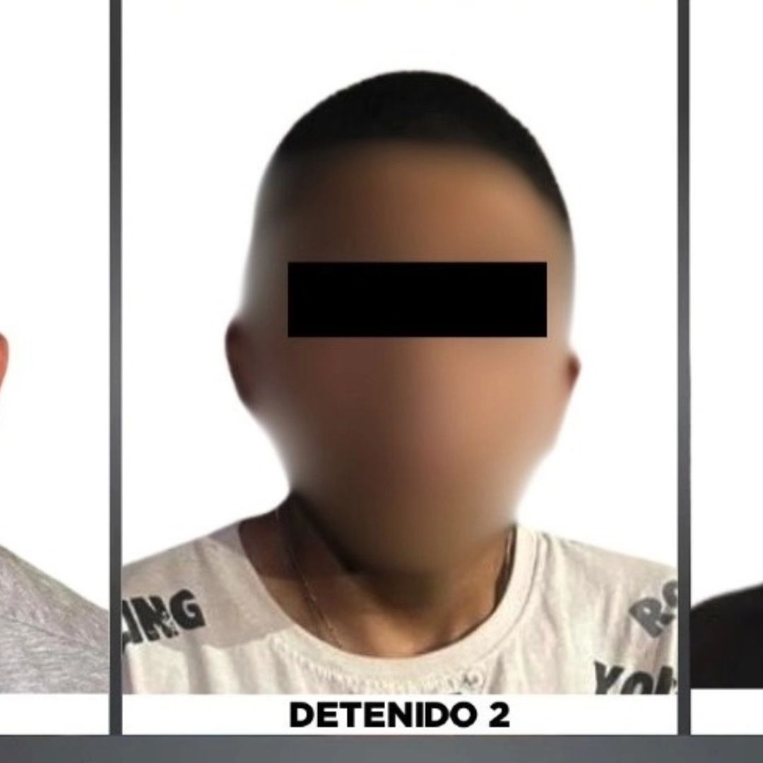 El asalto ocurrió el martes pasado, en un video grabado por una cámara de seguridad se escucha cómo una de las víctimas le pide que no se lleve sus libros