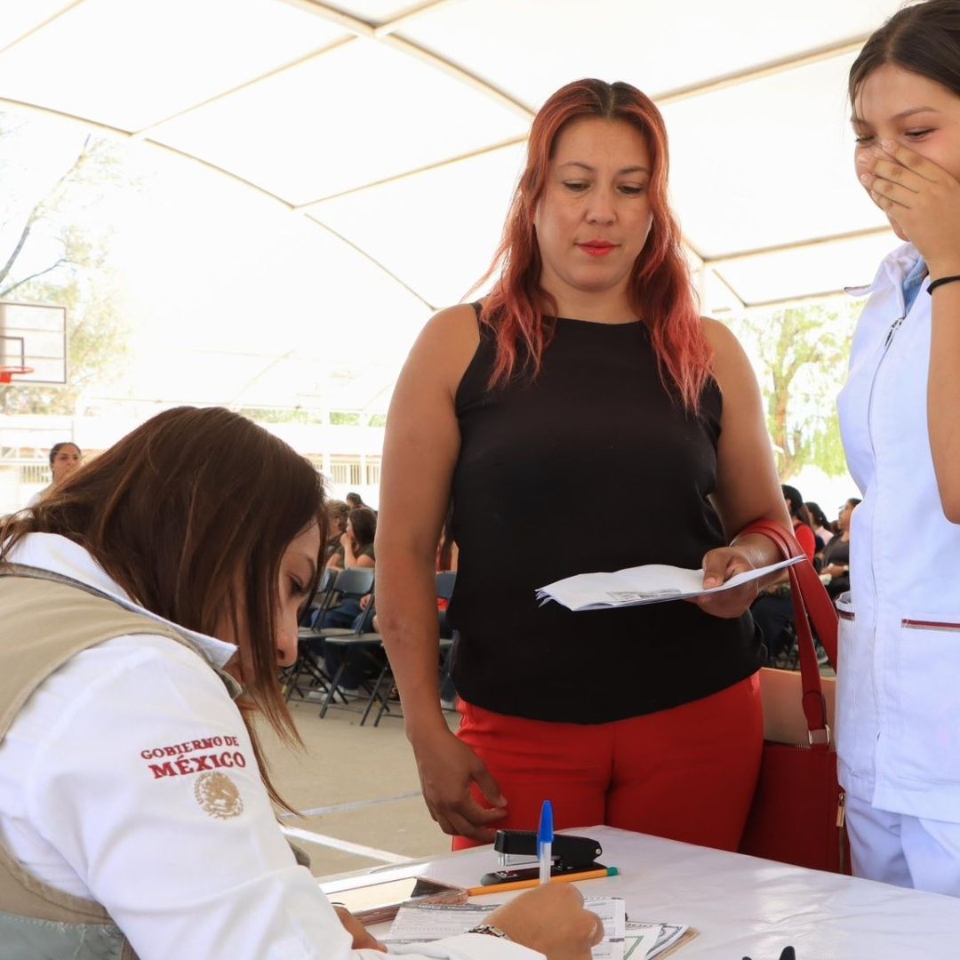 Estos son los apellidos que recibe pago de las Becas Benito Juárez y Rita Cetina
