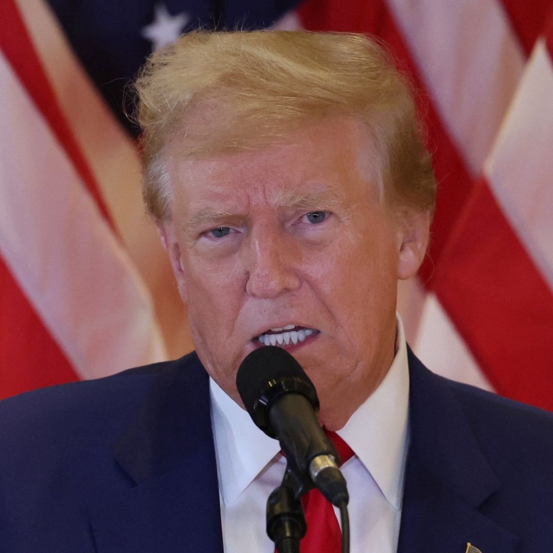 Trump Acusa a Biden de Manipular al Departamento de Justicia y Señala Irregularidades en su Caso