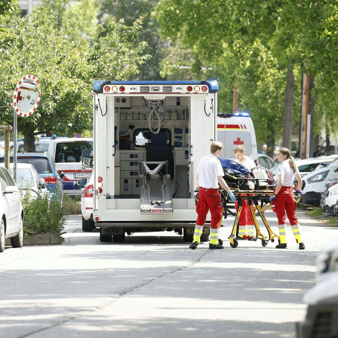 Estudiante Dispara contra Alumnos de Una Escuela en Austria; Reportan Varios Muertos