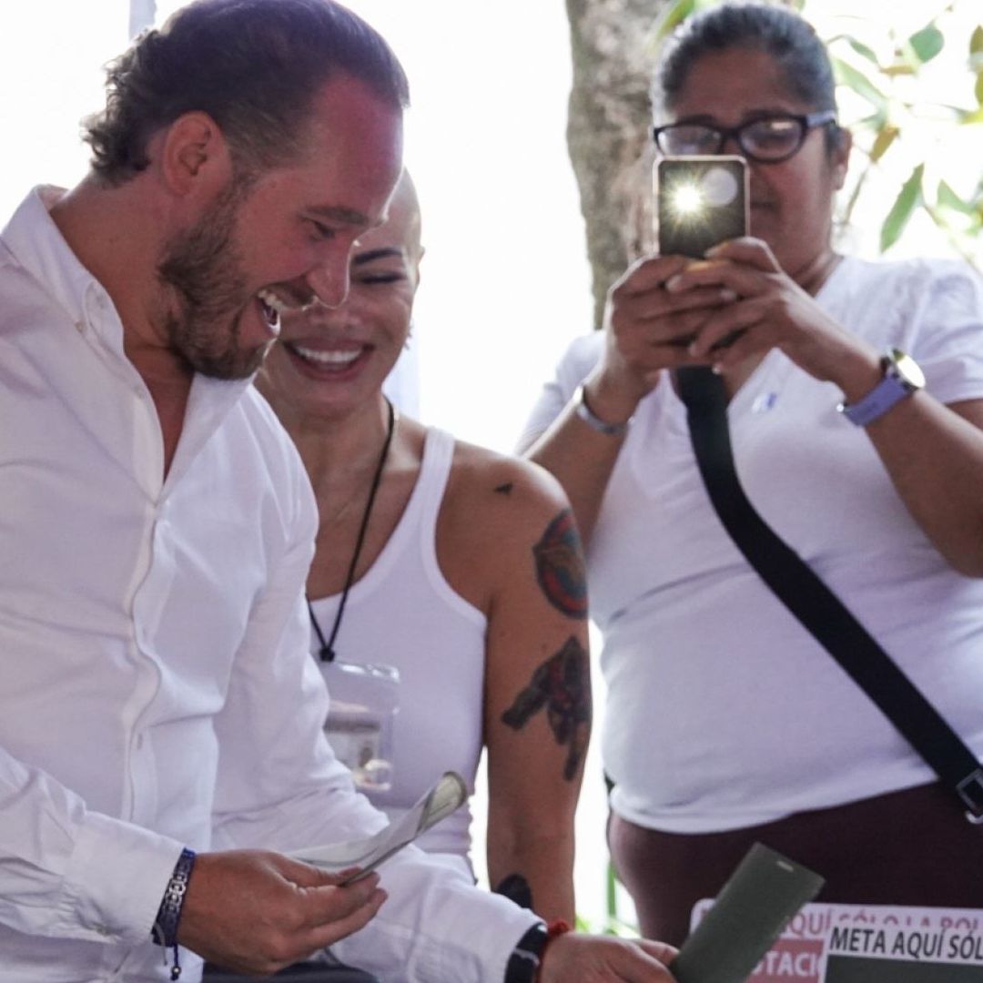 Santiago Taboada emitió su voto en la alcaldía Benito Juárez.