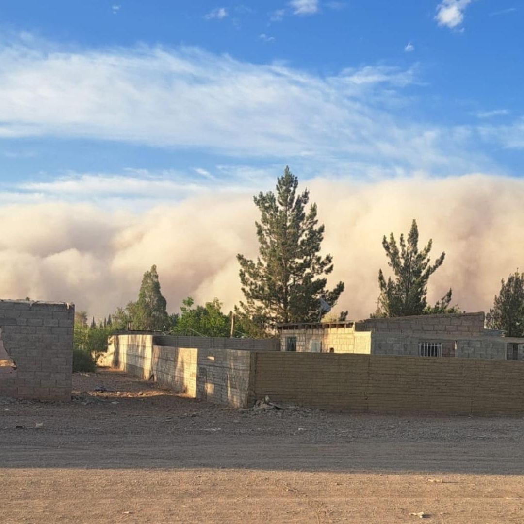 Tormenta de Arena Eleva la Contaminación en el Aire a Niveles Extremos en Chihuahua