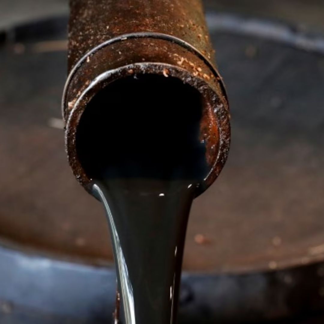 Tensión en Medio Oriente: Petróleo se Dispara y Alcanza su Nivel Más Alto en Más de 2 Meses
