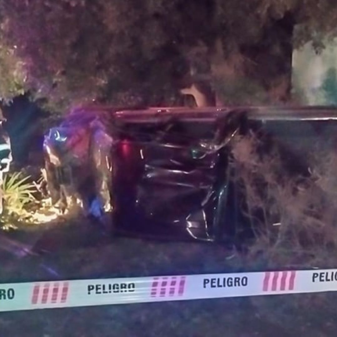 Adolescente de 14 Años Roba Camioneta de su Papá y Muere al Chocar