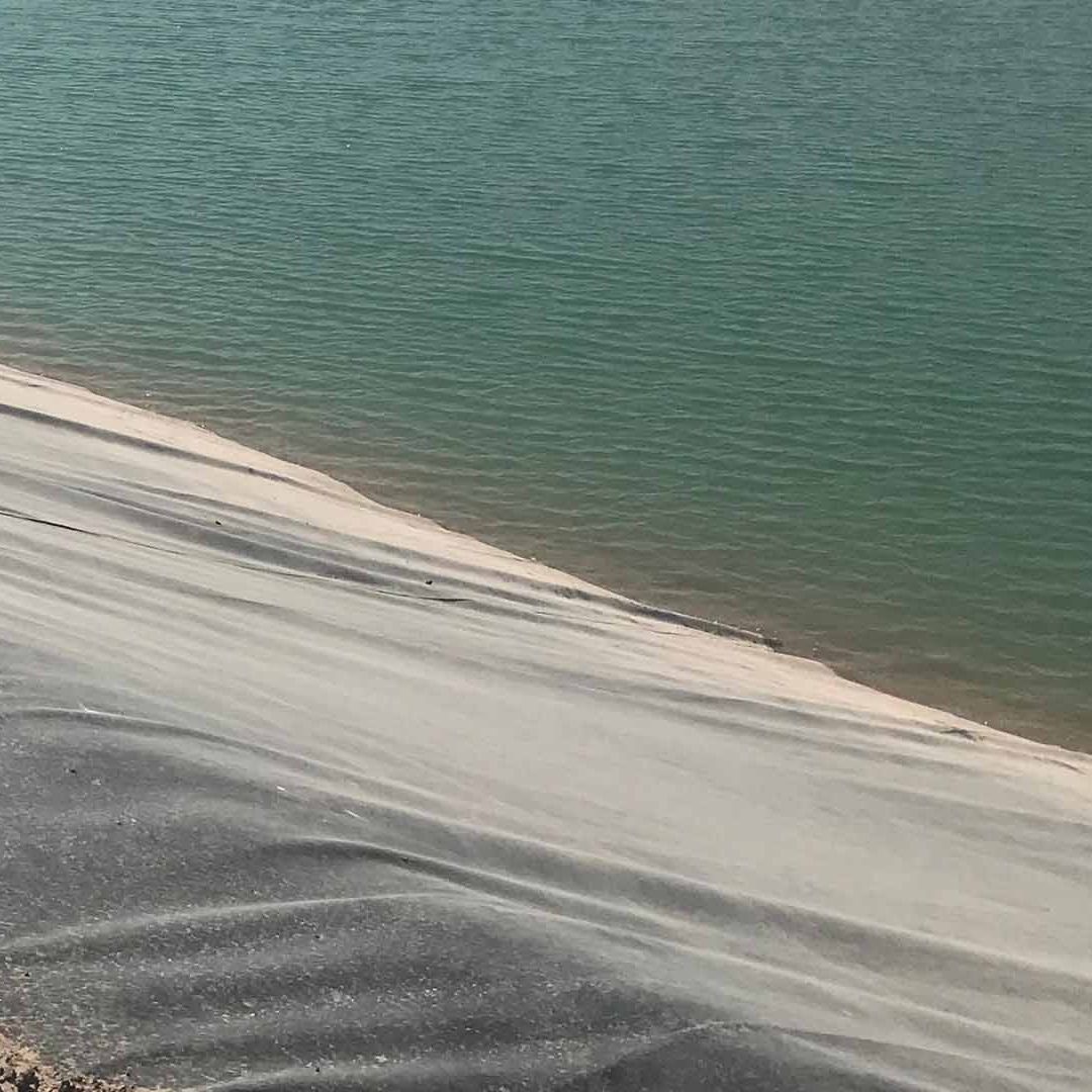 Joven Muere Ahogado al Resbalar y Caer a Estanque en Mapimí