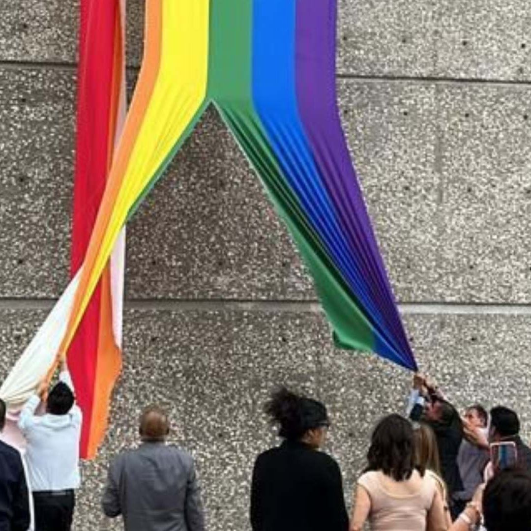 CONAPRED Condena Acto Homofóbico del Sindicato del Infonavit al Retirar Bandera LGBTQ+