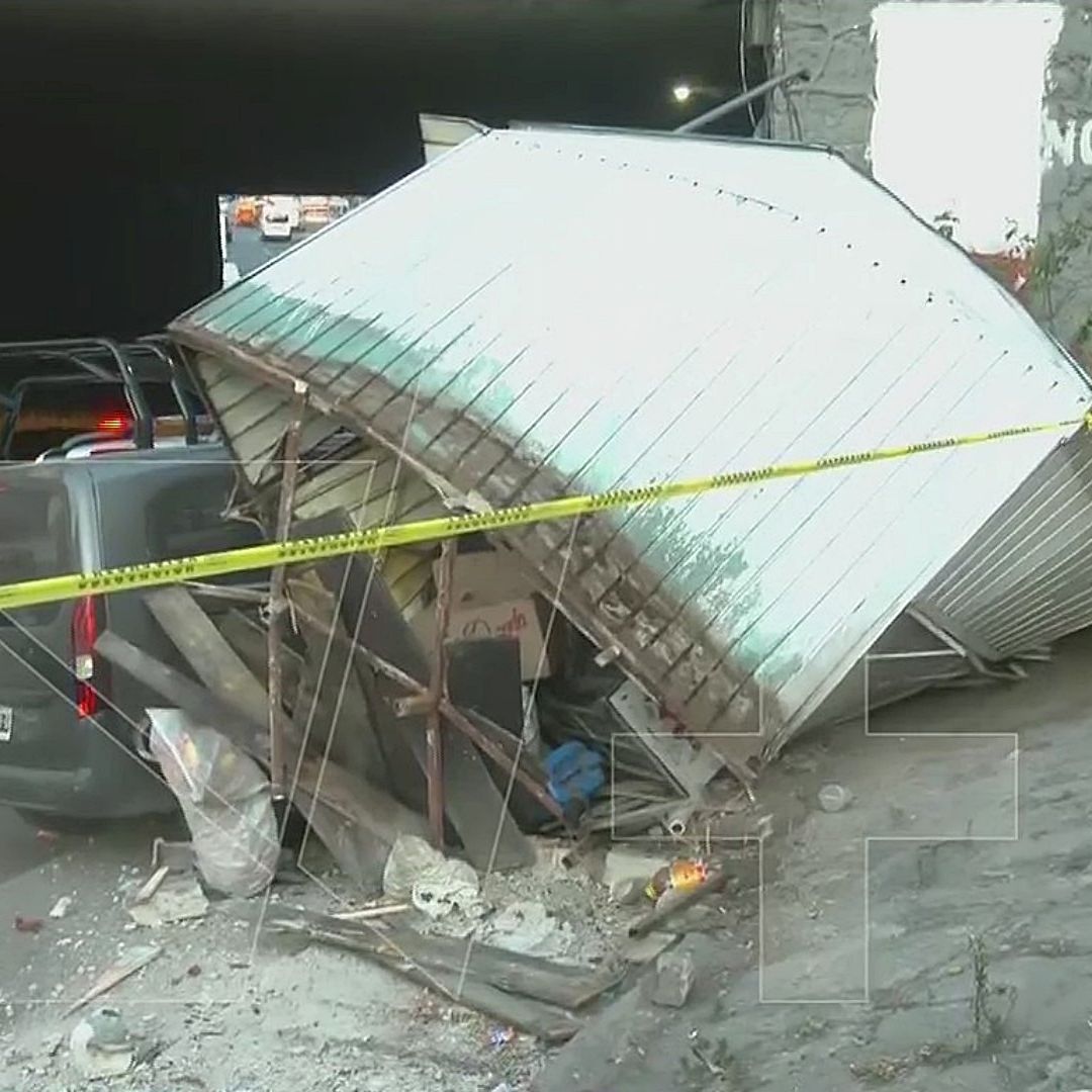 Camioneta Choca y Destruye Puesto Callejero en Naucalpan; Hay 1 Muerto ...