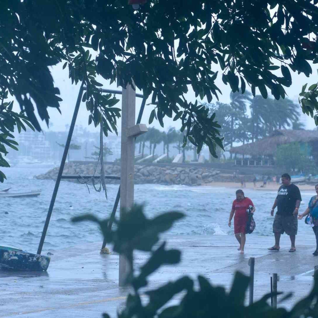 La tormenta tropical Erick, provocará lluvias en varios estados del país