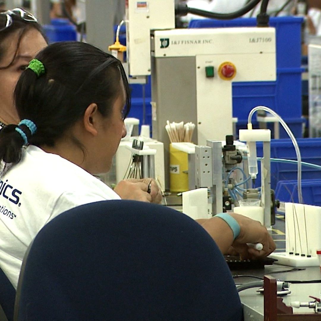 Entra en Vigor en Baja California la Ley Silla para Proteger la Salud de Trabajadores