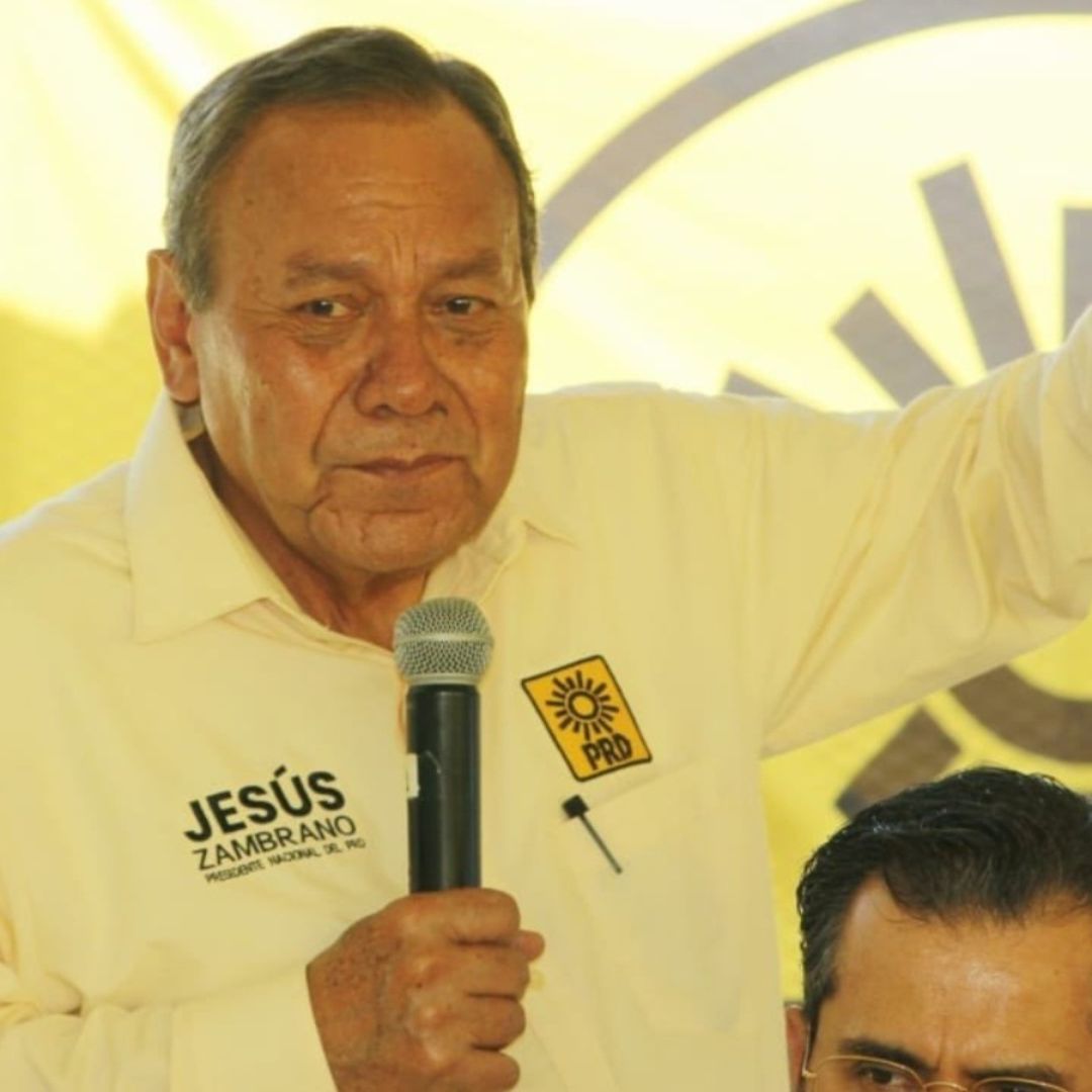 Jesús Zambrano, presidente nacional del PRD, durante un evento en Jalisco