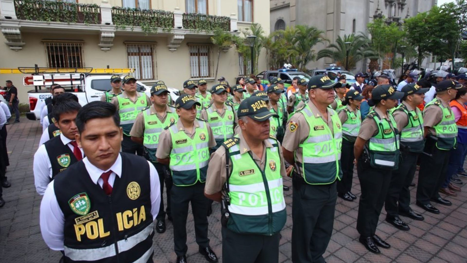 Video | Ladrón Se Burla de Policías en Perú: "Por Fin Trabajan"