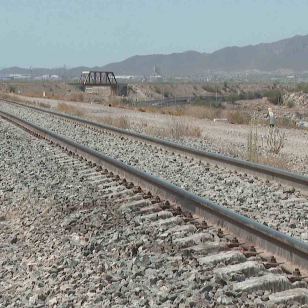 Sujeto Pierde la Vida al Ser Embestido por Un Tren de Carga en Hermosillo