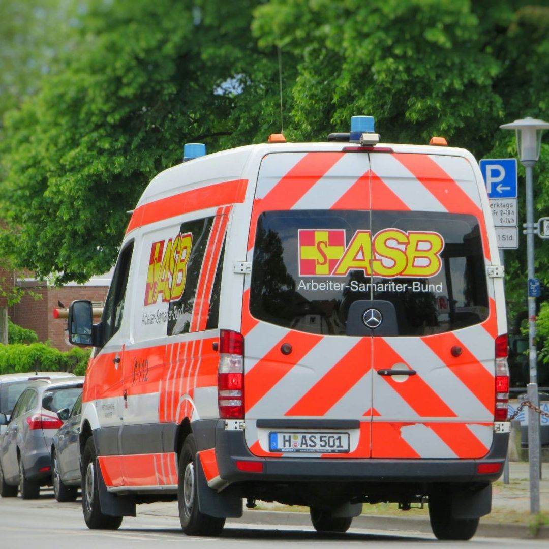 Mujeres Matan a Golpes a Hombre por Negarse a Hacer un Trio