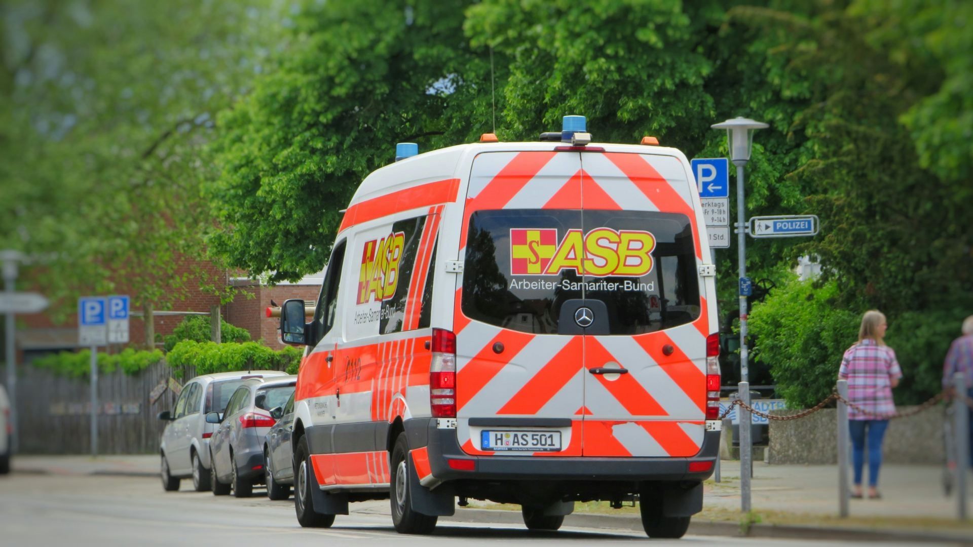 Mujeres Matan a Golpes a Hombre por Negarse a Hacer un Trio