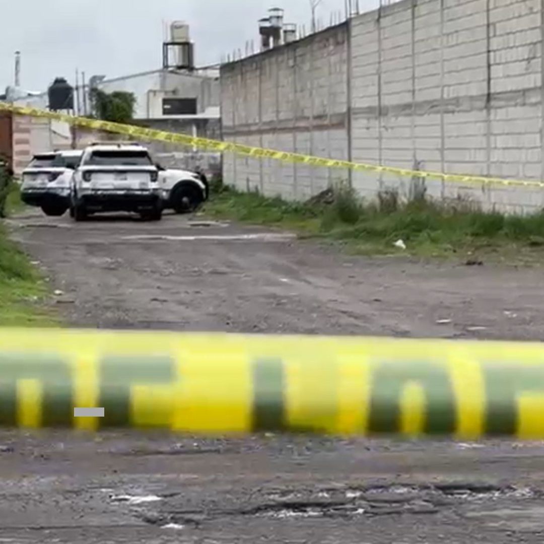 Hallazgo de Dos Cuerpos de Hombre y Mujer Embolsados en Polideportivo Xonaca, Puebla
