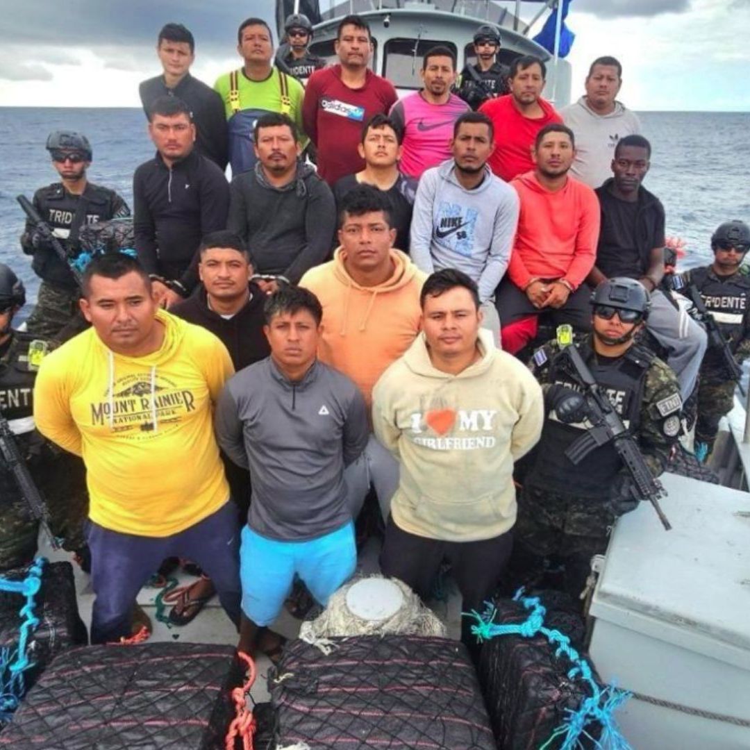 Bukele Reporta Golpe Histórico contra el Narco; Hay 17 Detenidos, Entre Ellos Mexicanos