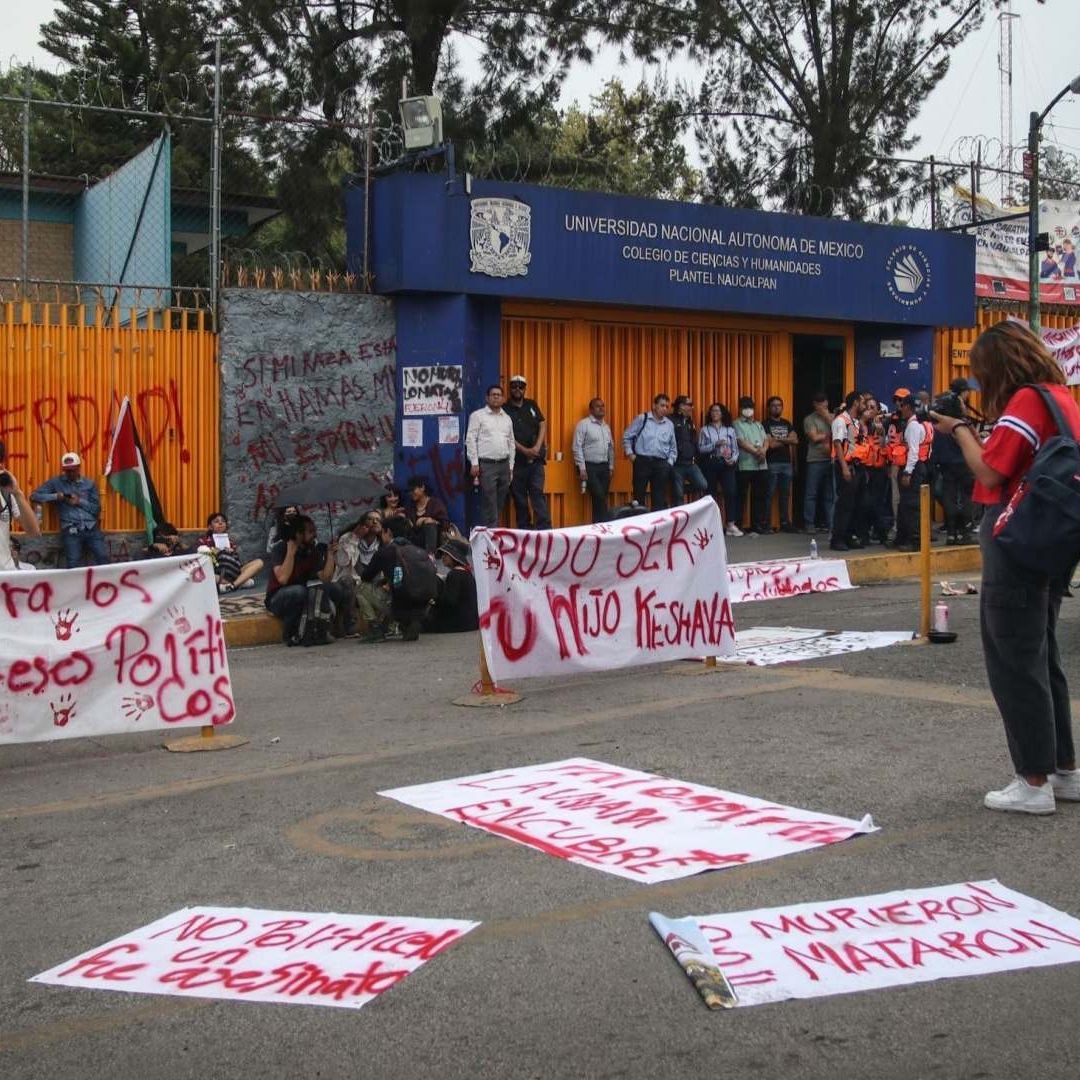 Se inatalará una mesa de diálogo en el CCH Naucalpan entre autoridades del plantel, Rectoría, estudiantes y padres de familia. Foto Cuartoscuro