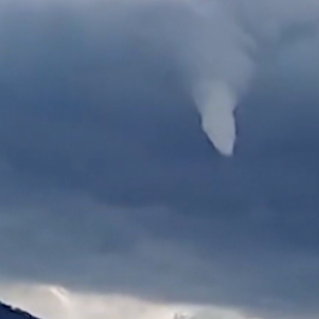 Nube Embudo Fenómeno Natural Captado en Cielo de Ixtlahuacán de los Membrillos, Jalisco