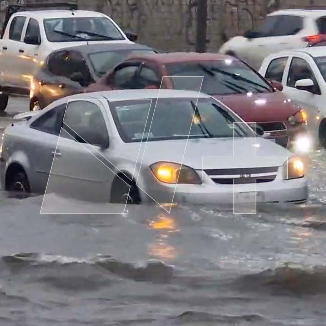Carros Quedan Varados por Inundaciones en la Carretera Tampico - El Mante