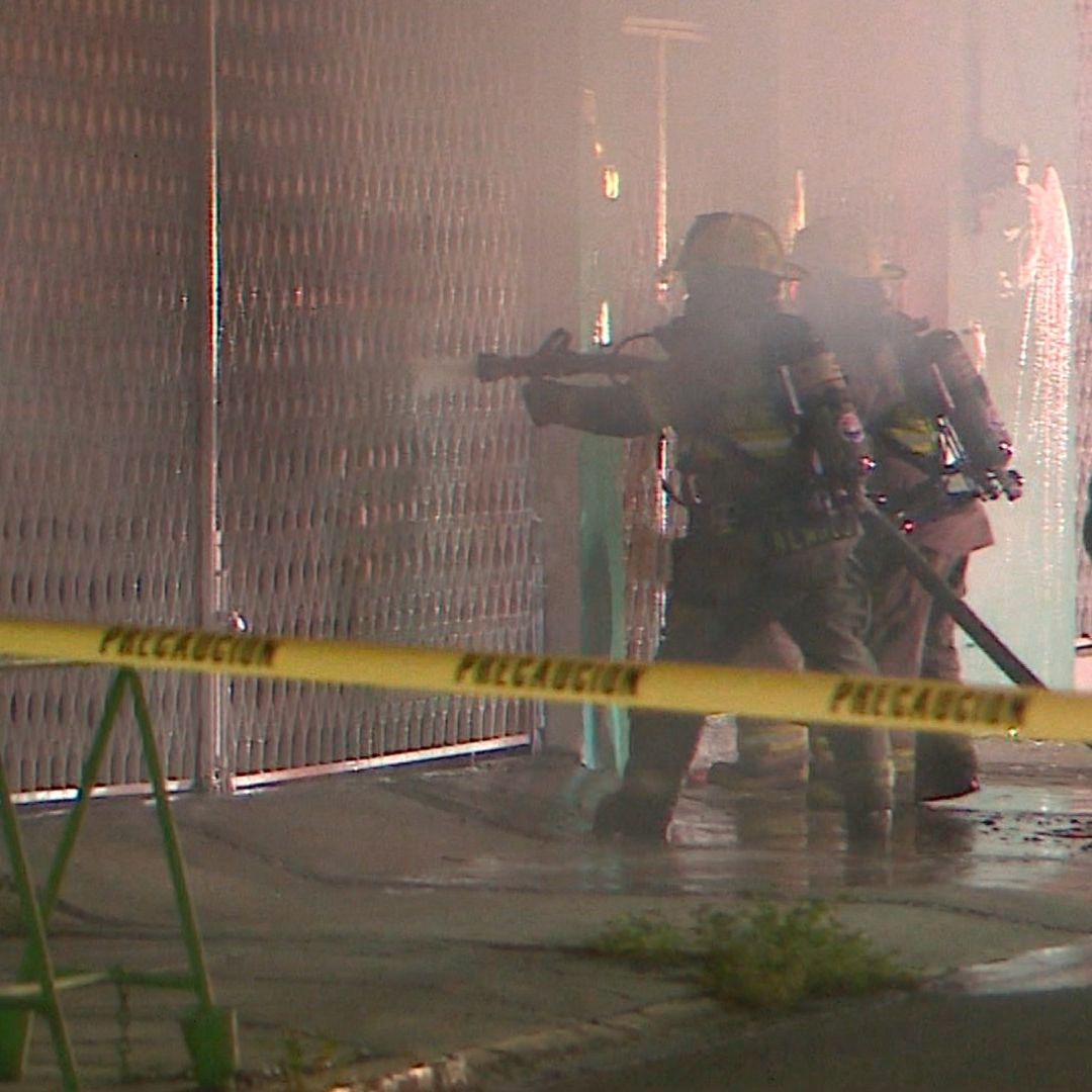 Bomberos y Protección Civil de Monterrey acudieron al llamado de auxilio de la familia