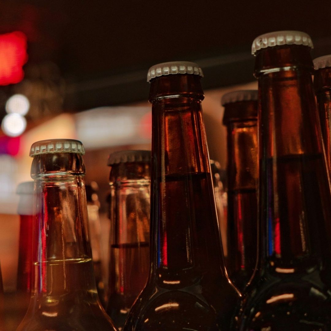 Hombre Mata a Compañero de Trabajo por No Cooperar para las Cervezas