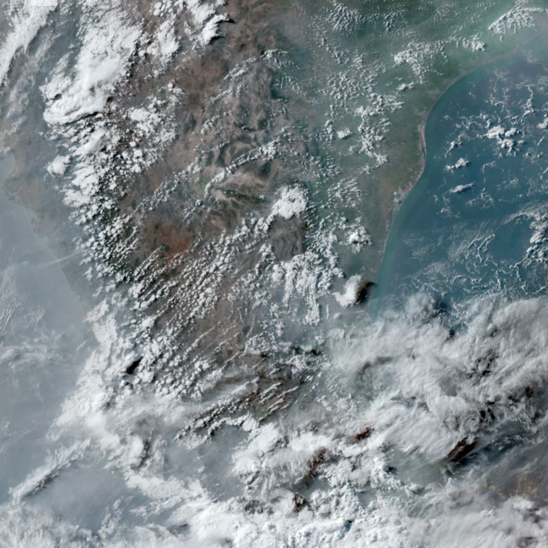 Conagua vigilancia una zona de baja presión con posible formación del Huracán Aletta en el Pacífico