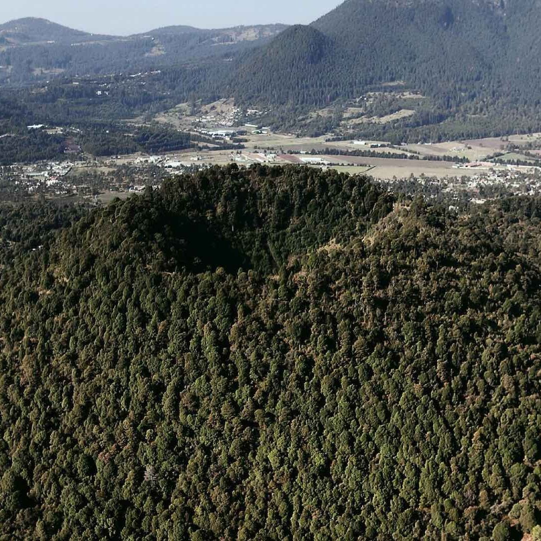 Imagen aérea del volcan Xitle, al sur de la Ciudad de México