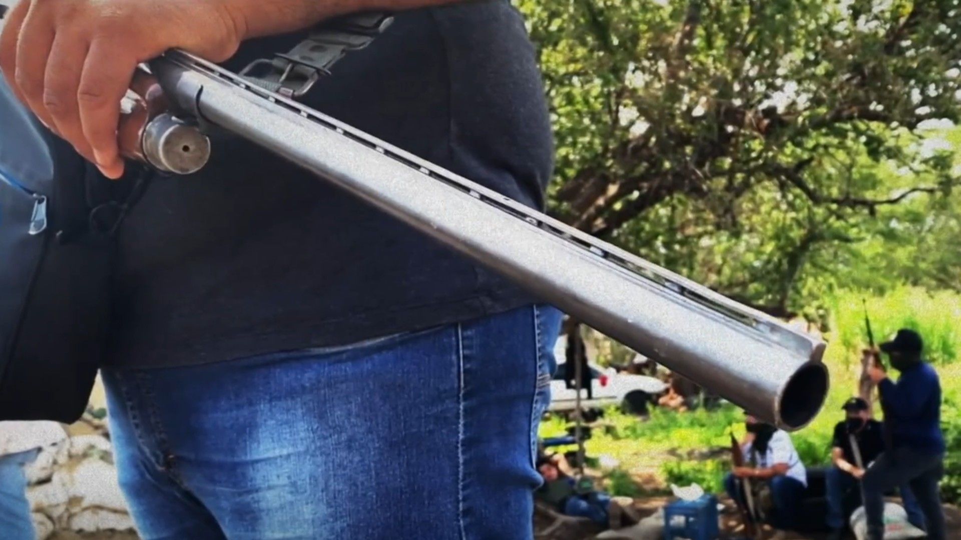 Cárteles de Michoacán Reclutan a Migrantes para Combatir a Grupos Rivales