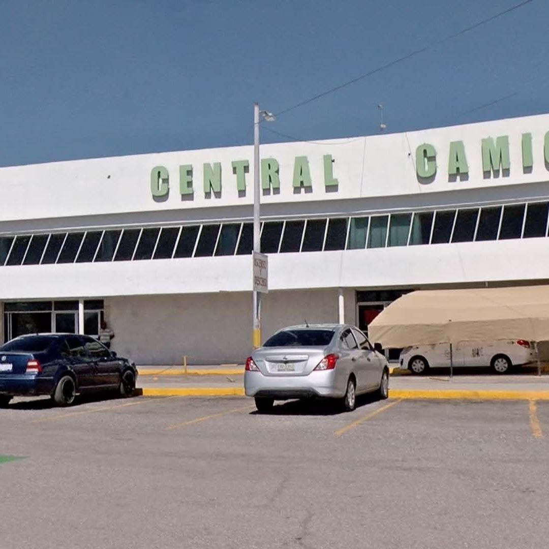 Una joven de 25 años que viajaba a ciudad Juárez, dio a luz al interior en los baños de un camión de pasajeros en la central de autobuses de Gómez Palacio.