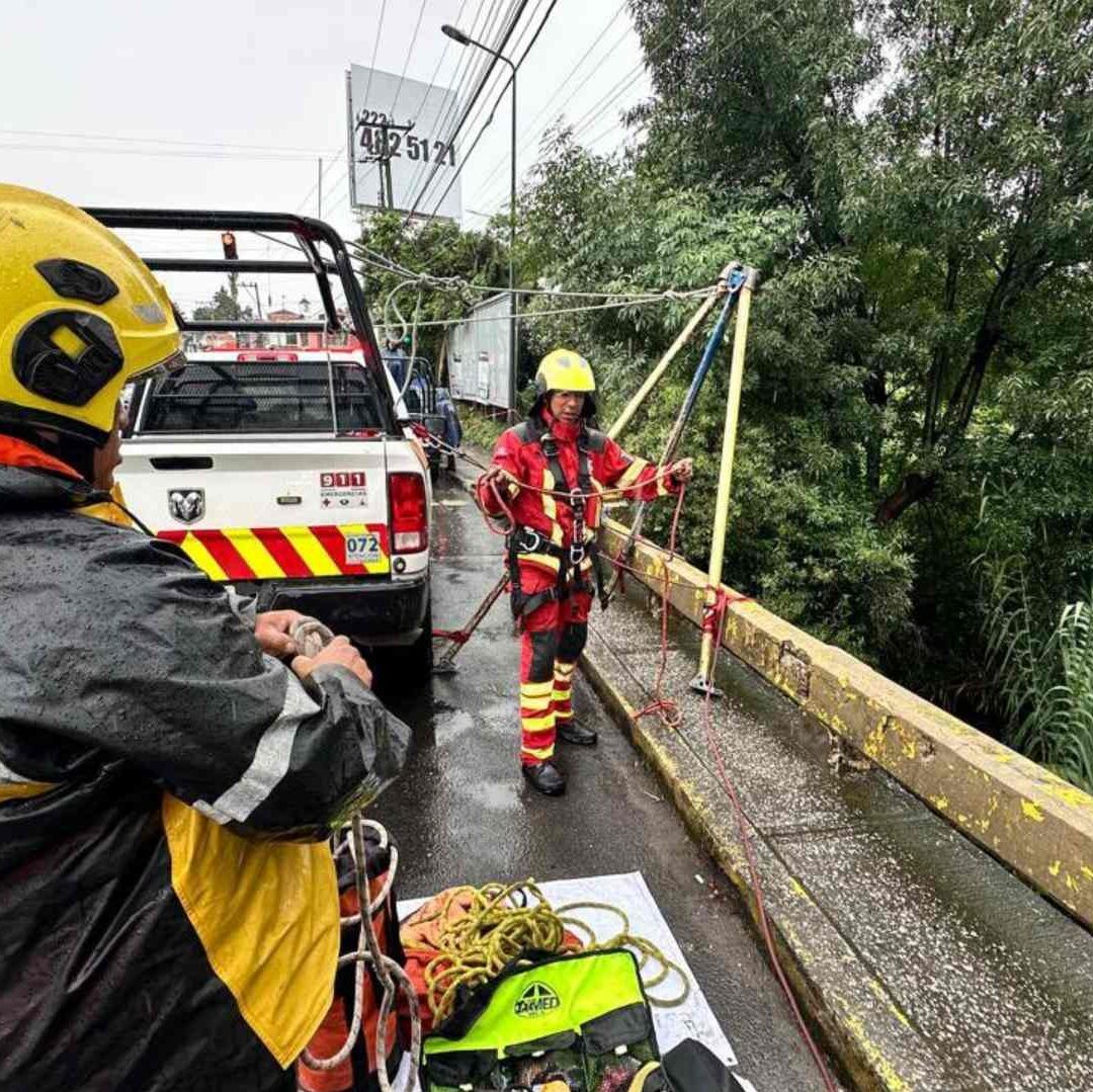 Cuerpo Hombre Muerto Ahogado en Río Alseseca Colonia La Hacienda Puebla