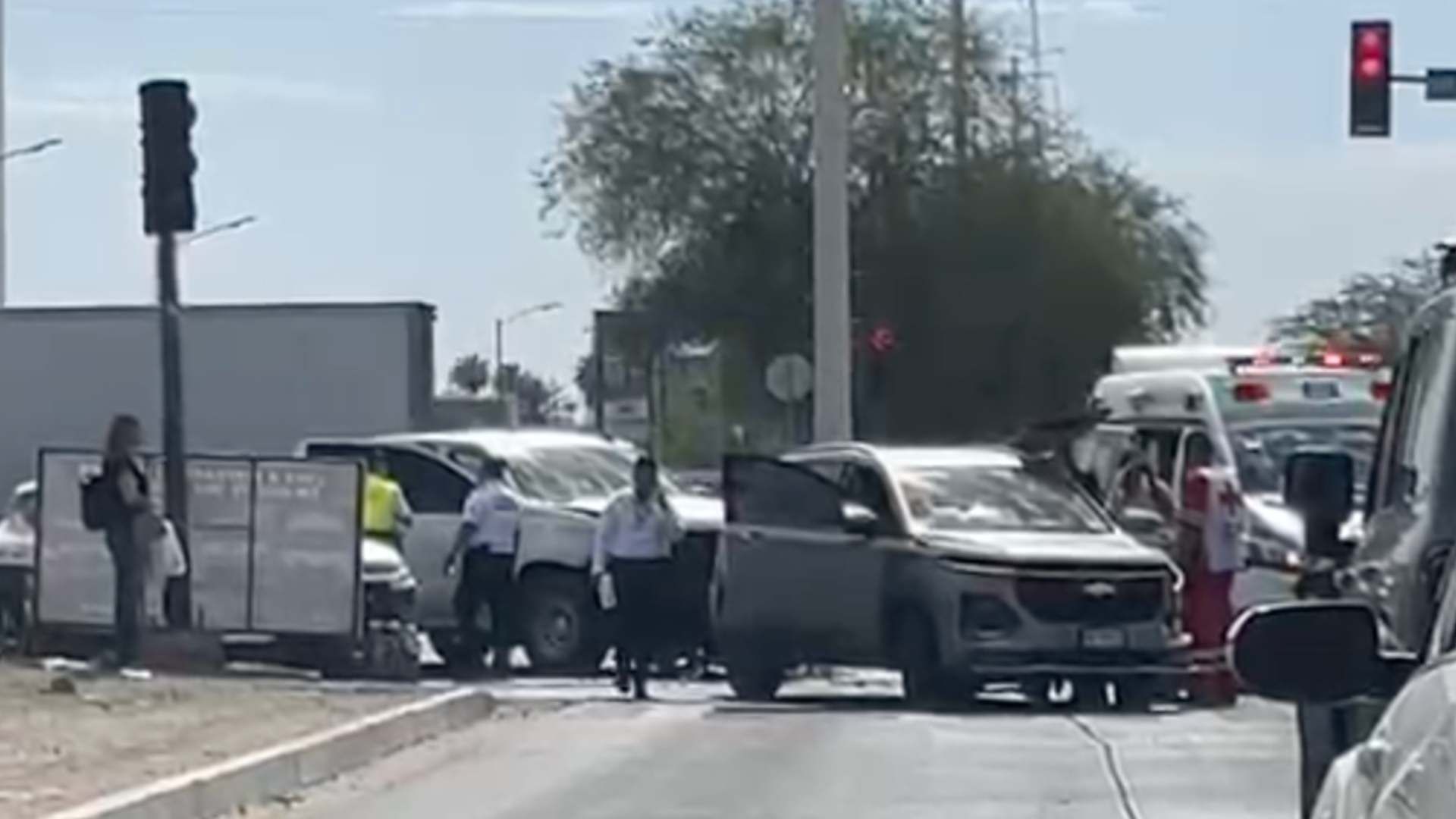 Dos Choques en Un Tramo de 20 Metros Dejan Una Mujer Lesionada en Hermosillo
