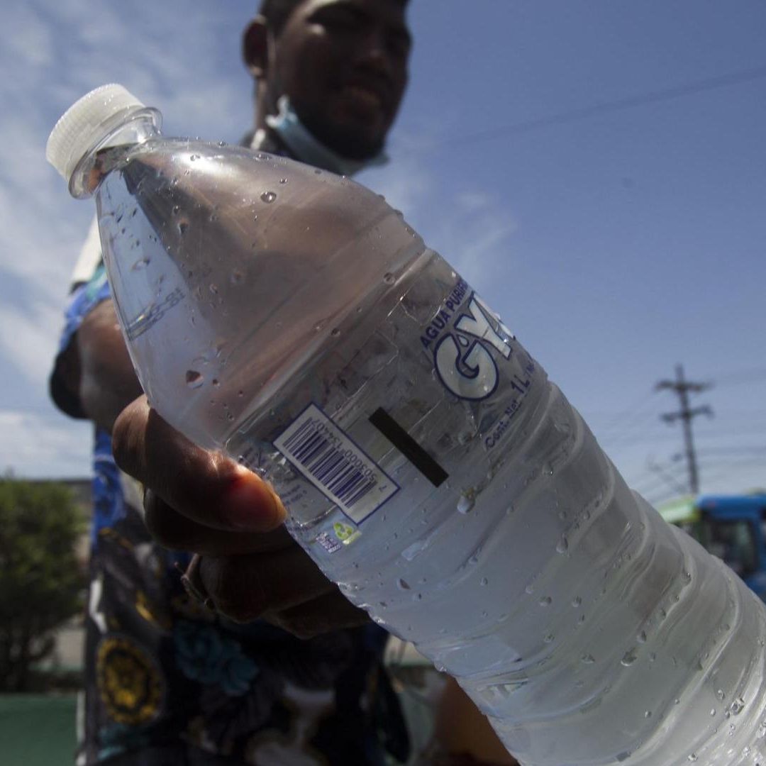 Escasea agua embotellada y de garrafón en Puebla y Tlaxcala