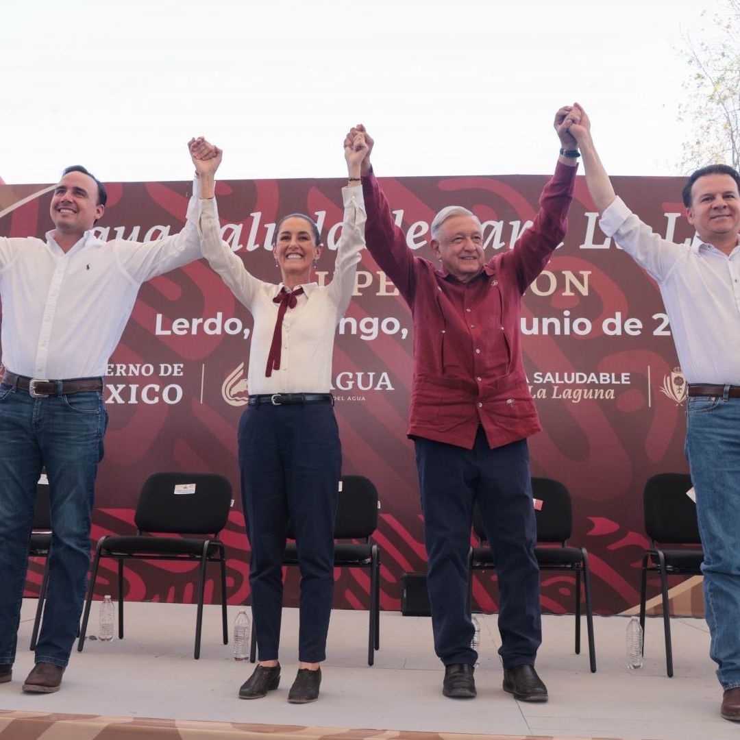 AMLO afirma junto a Sheinbaum: "Ni un paso atras a Transformación"