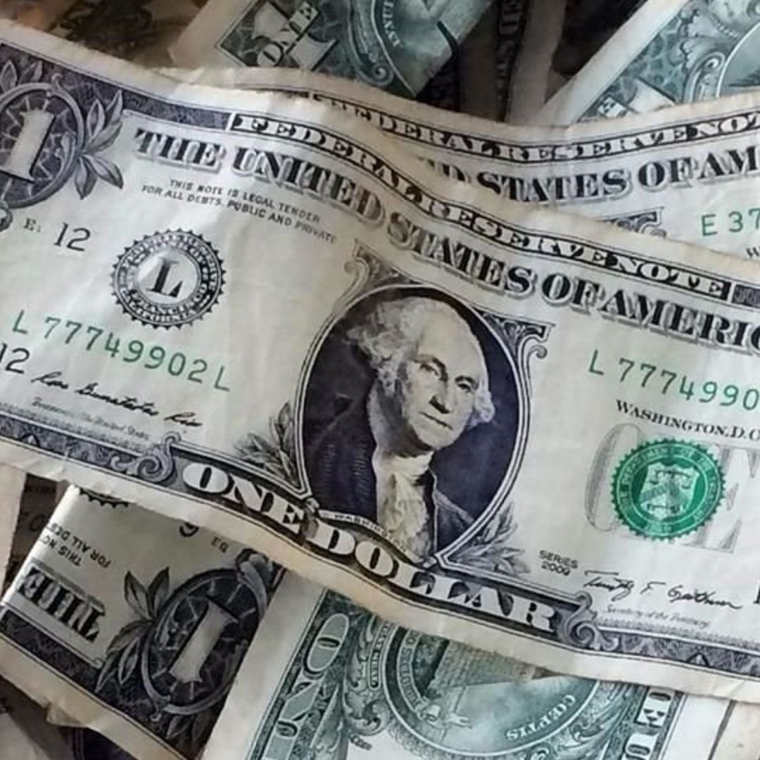 Peso se Aprecia frente al Dólar por Tercer Día Consecutivo; Así Cotiza al Cierre