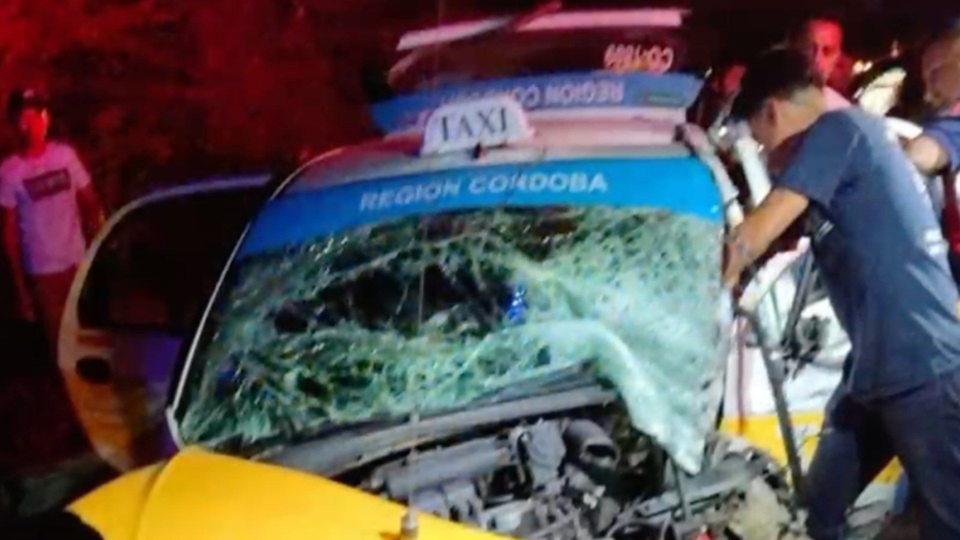 Accidente en Carretera Soledad de Doblado-Veracruz Deja a Taxista Muerto