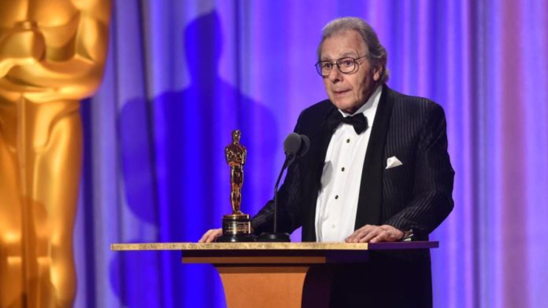 El compositor Lalo Schifrin, ganador del Oscar y varios Grammys, murió a los 93 años de edad.
