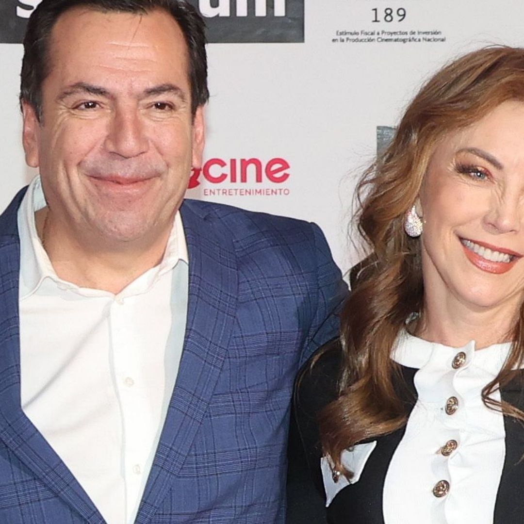 Eduardo Salazar y Laura Flores en alfombra rosa en mayo