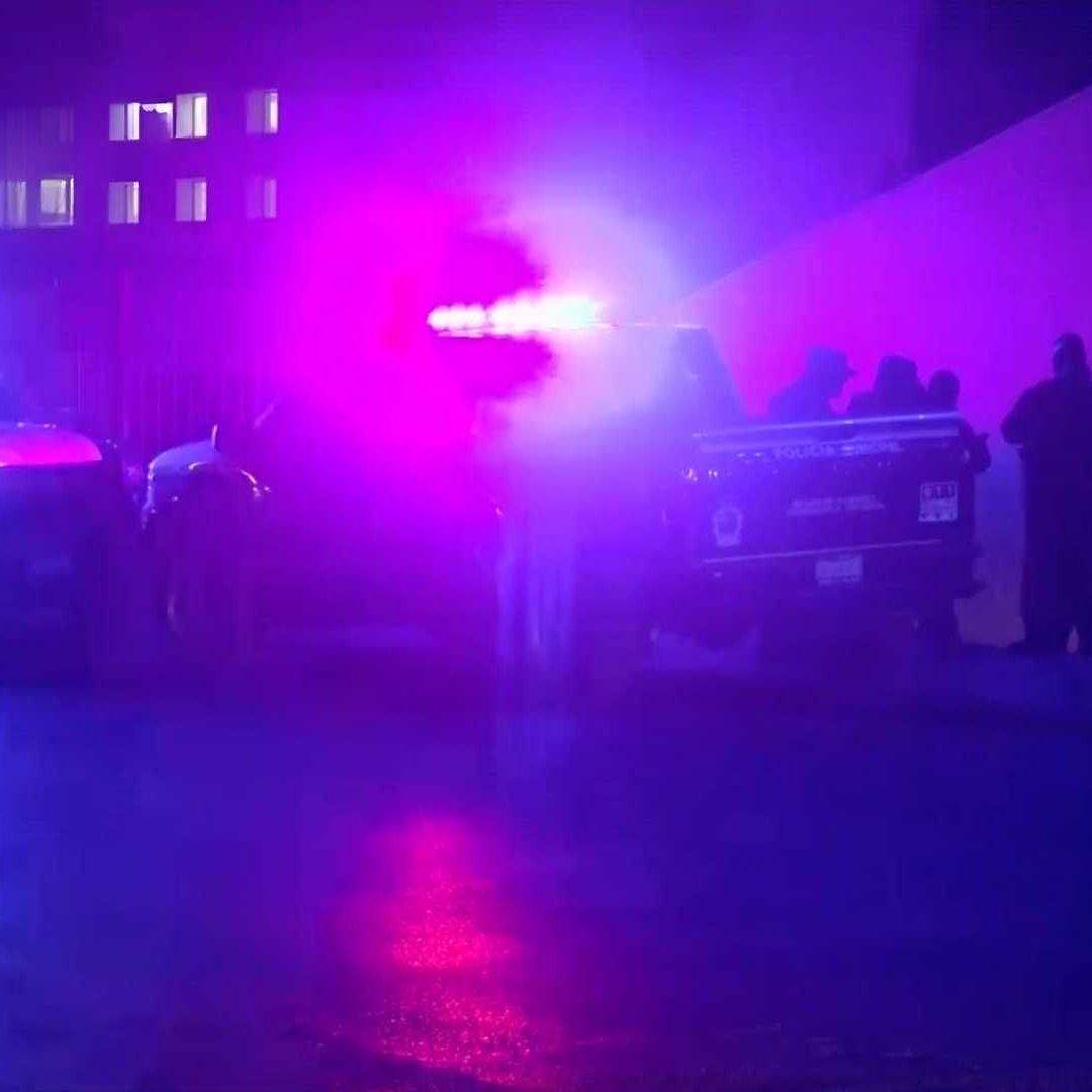 Sus familiares lo trasladaron al hospital, donde fue declarado sin signos vitales
