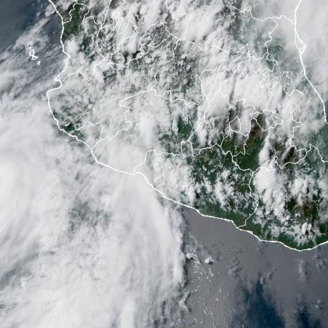 Huracán Flossie se Intensifica a Categoría 3: ¿Dónde Está y Hacia Dónde se Dirige?