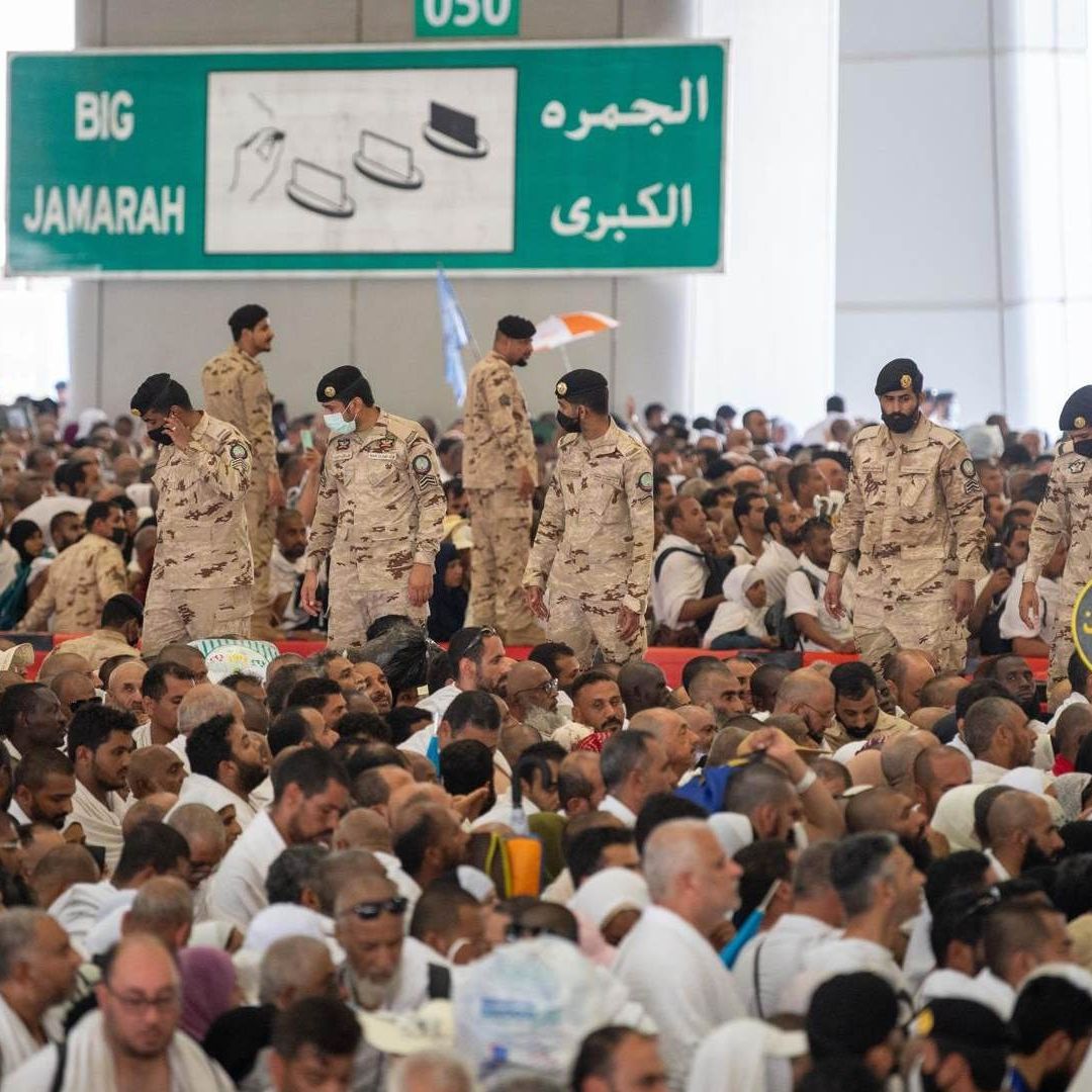 Miles de extranjeros acuden a Arabia Saudita para esta peregrinación, muchos sin permiso oficial lo que los expone más