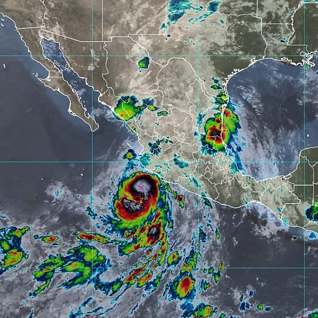 Huracán Flossie frente a las costas de México