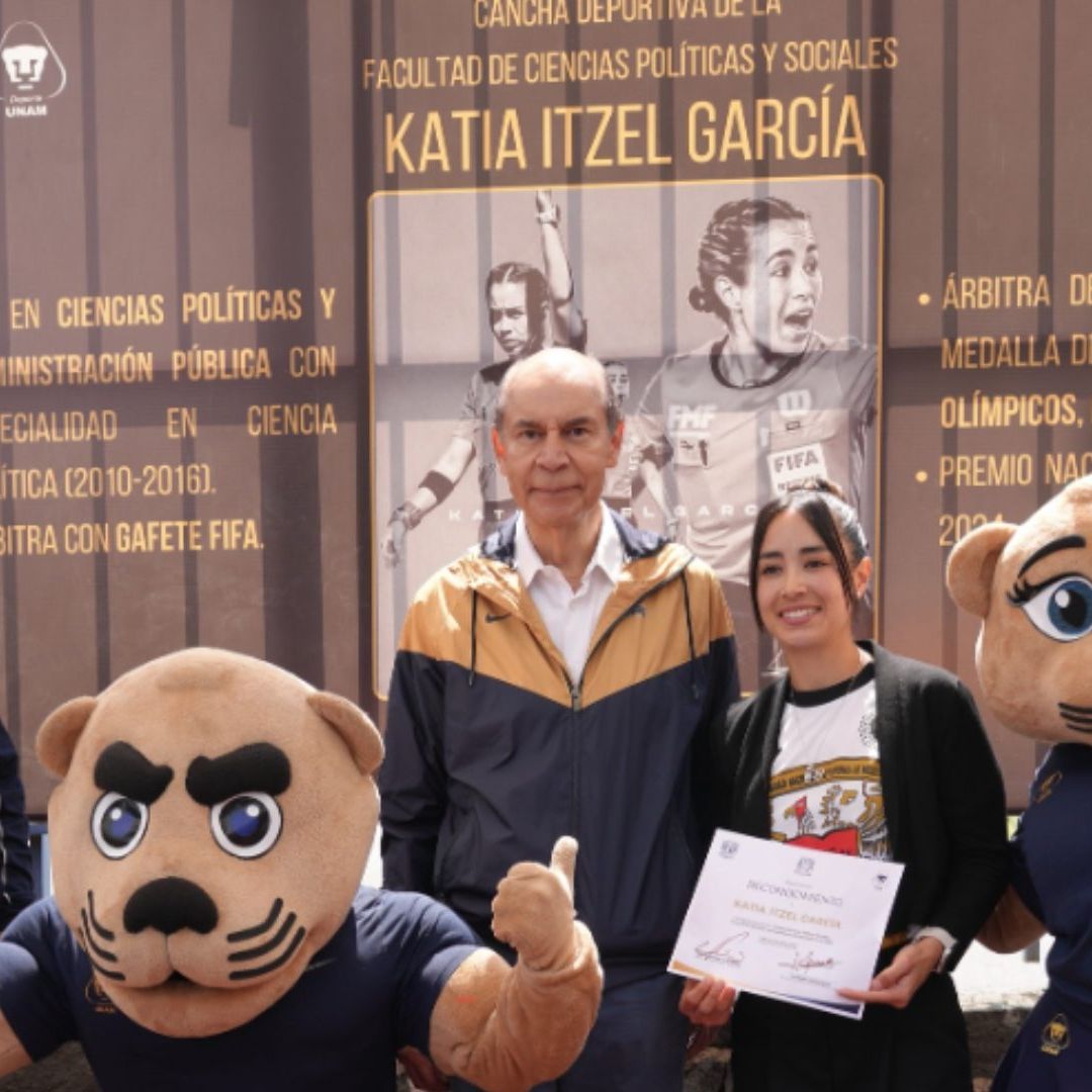 UNAM Homenajea a Árbitra Katia Itzel García por Hacer Historia en Copa Oro