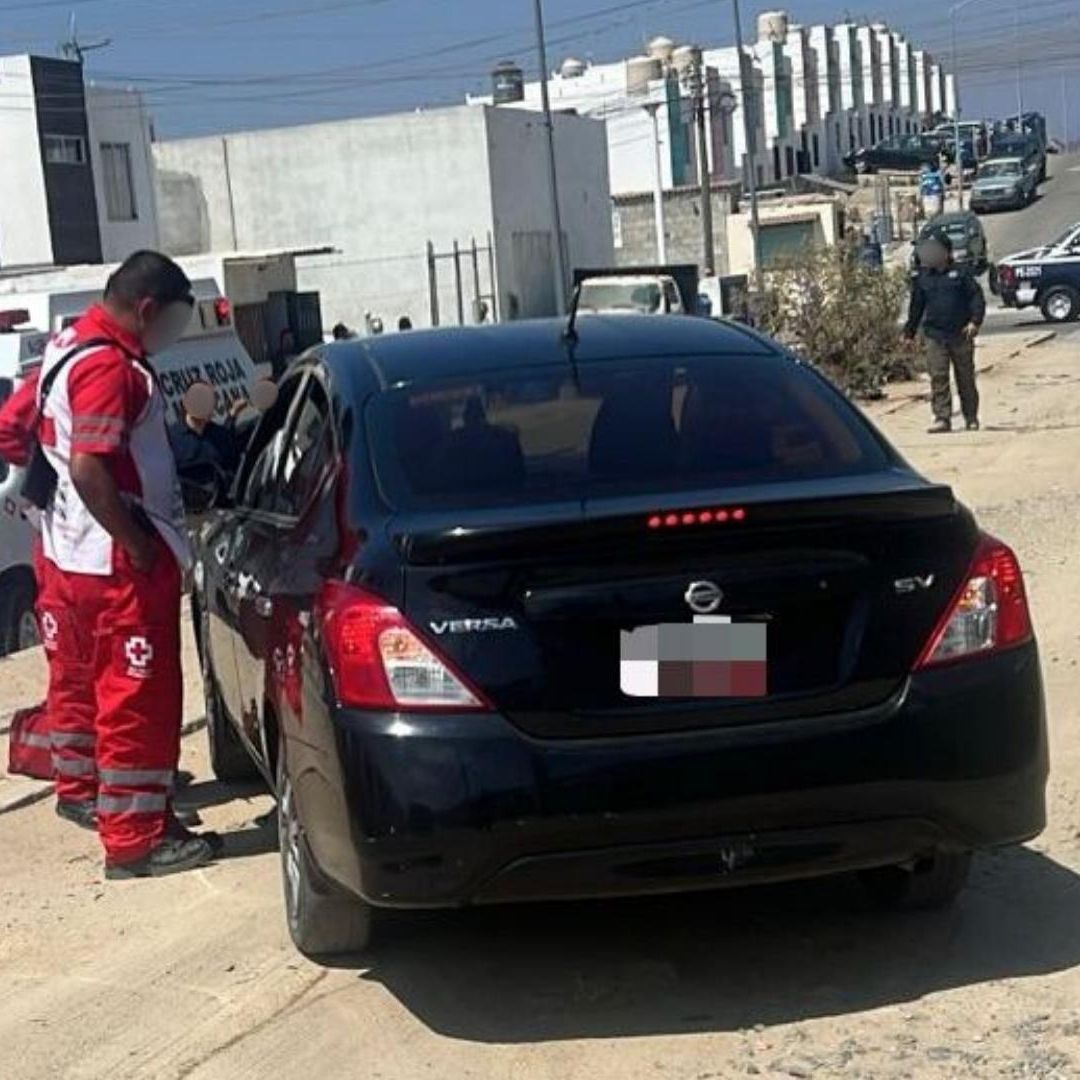 Encuentran a Hombre Sin Vida Dentro de Auto Tras Ataque Armado en Ensenada